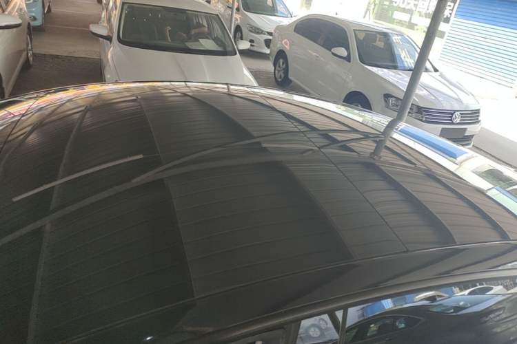 Used Tesla Model 3 2022 Rear-Wheel-Drive Version Roof