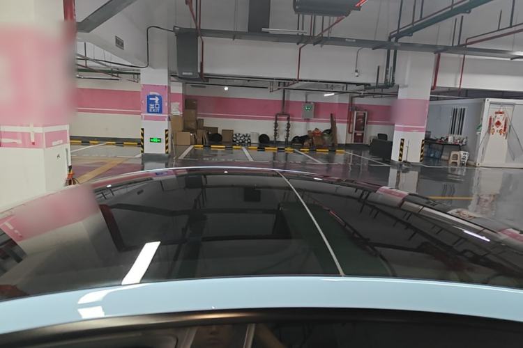 Used Tesla Model 3 2022 Rear-Wheel-Drive Version Roof