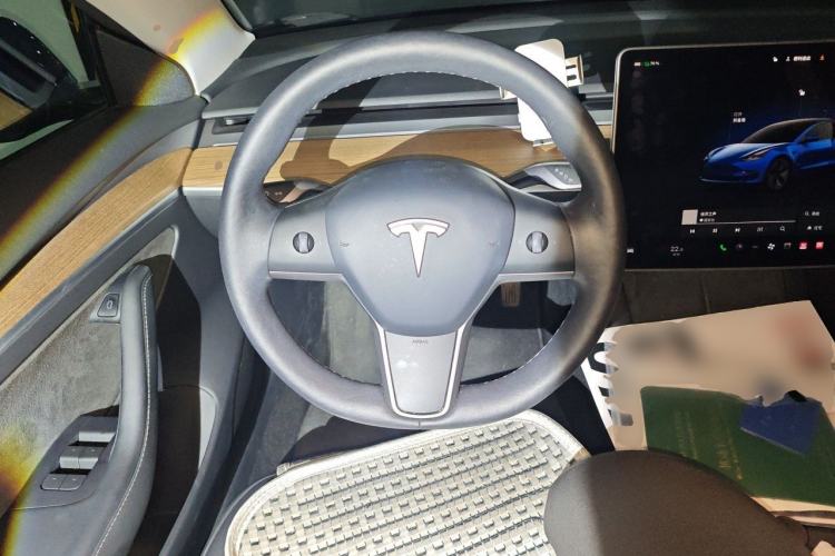 Used Tesla Model 3 2022 Rear-Wheel-Drive Version Steering Wheel
