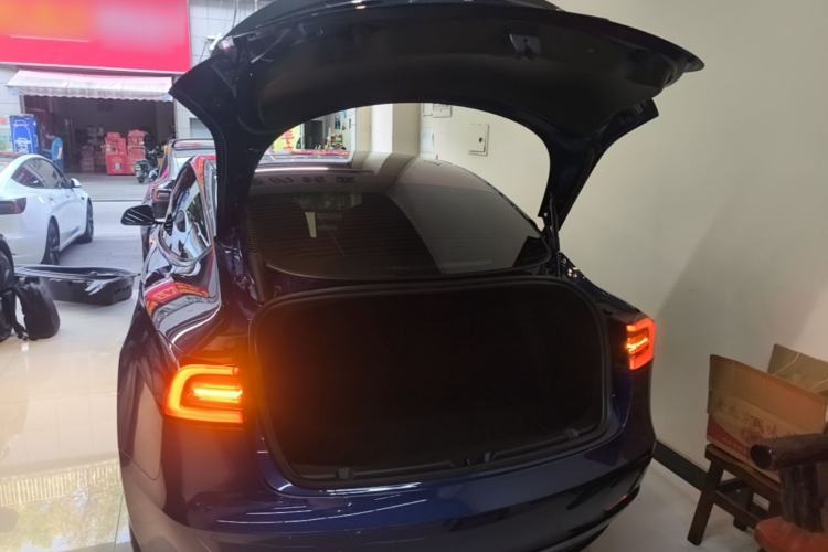 Used Tesla Model 3 2022 Performance High-Performance All-Wheel-Drive Version Trunk