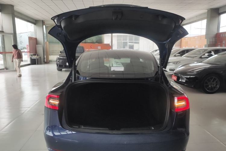 Used Tesla Model 3 2022 Rear-Wheel-Drive Version Trunk
