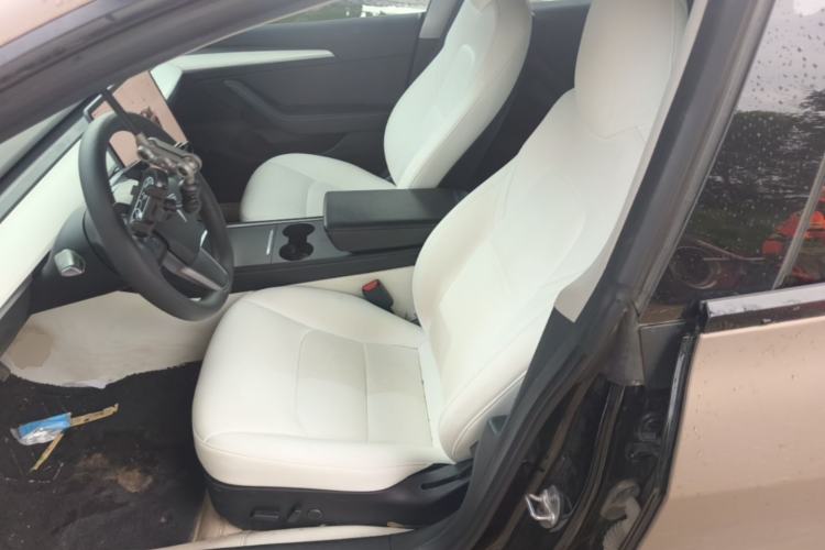 Used Tesla Model 3 2022 Rear-Wheel-Drive Version Left Front Seat