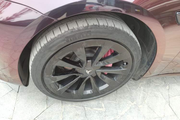 Used Tesla Model 3 2022 Rear-Wheel-Drive Version Left Front Wheel Hub
