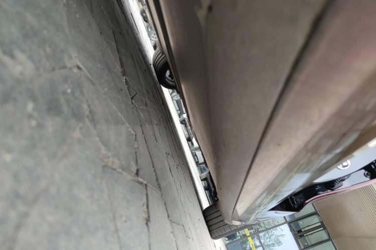 Used Tesla Model 3 2022 Rear-Wheel-Drive Version Left Side Sill