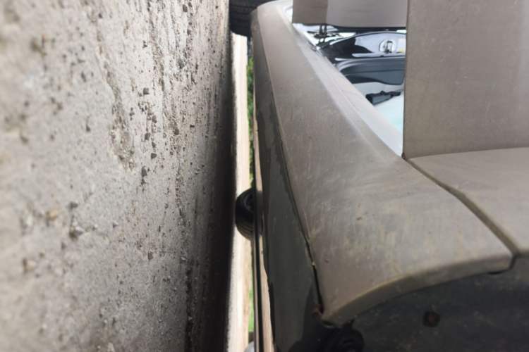 Used Tesla Model 3 2022 Rear-Wheel-Drive Version Right Side Sill