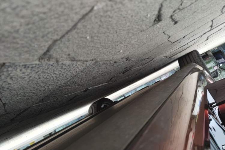 Used Tesla Model 3 2022 Rear-Wheel-Drive Version Right Side Sill