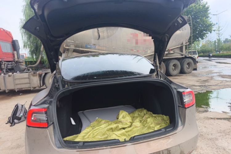 Used Tesla Model 3 2022 Rear-Wheel-Drive Version Trunk