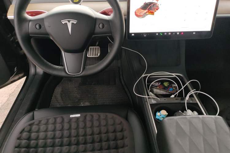 Used Tesla Model 3 2022 Rear-Wheel-Drive Version Center Console