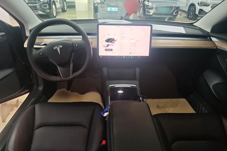 Used Tesla Model 3 2022 Rear-Wheel-Drive Version Center Console