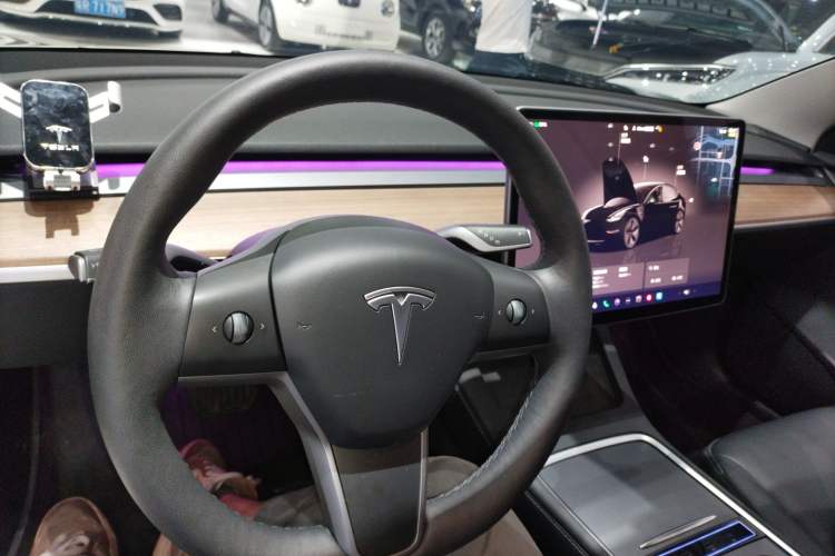 Used Tesla Model 3 2022 Rear-Wheel-Drive Version Audio And AC Panel