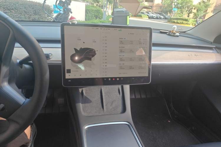 Used Tesla Model 3 2022 Rear-Wheel-Drive Version Audio And AC Panel