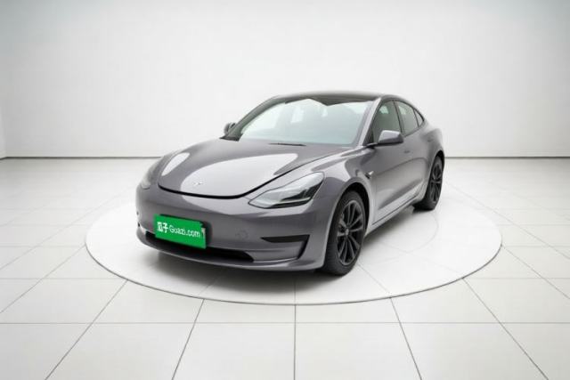 Ojetý Tesla Model 3 2022 Rear-Wheel-Drive Version