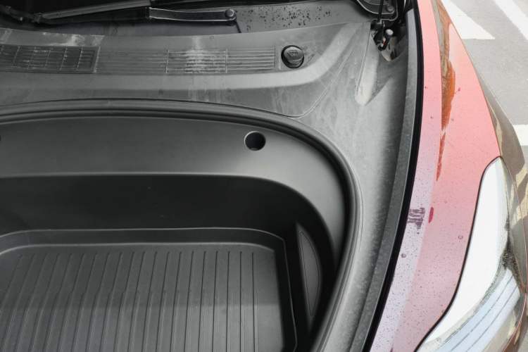Used Tesla Model 3 2022 Performance High-Performance All-Wheel-Drive Version Engine Bay Left