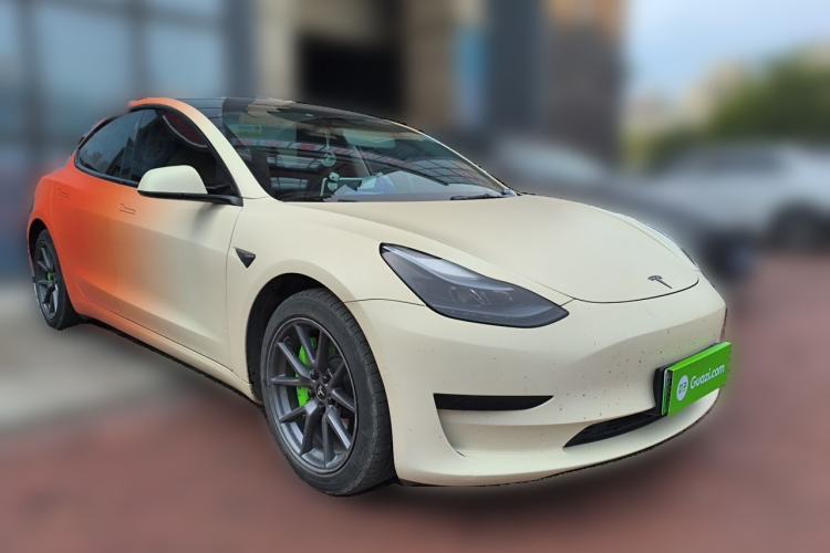 Used Tesla Model 3 2022 Rear-Wheel-Drive Version Front Right 45 Deg