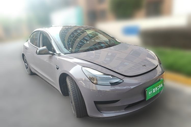 Used Tesla Model 3 2022 Rear-Wheel-Drive Version Front Right 45 Deg
