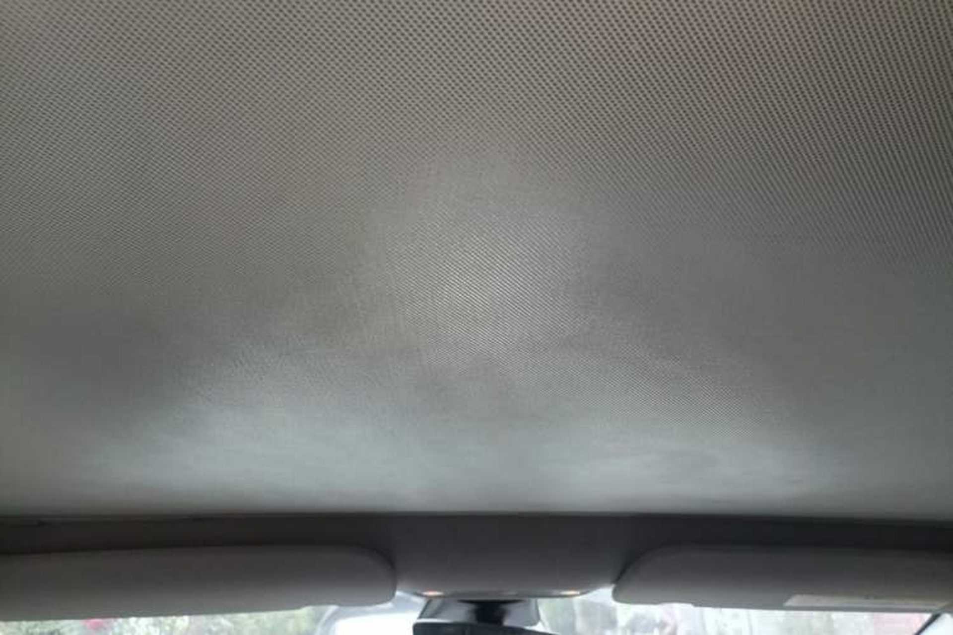 Used Tesla Model 3 2022 Rear-Wheel-Drive Version Headliner