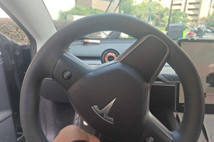 Used Tesla Model 3 2022 Rear-Wheel-Drive Version Instrument Cluster