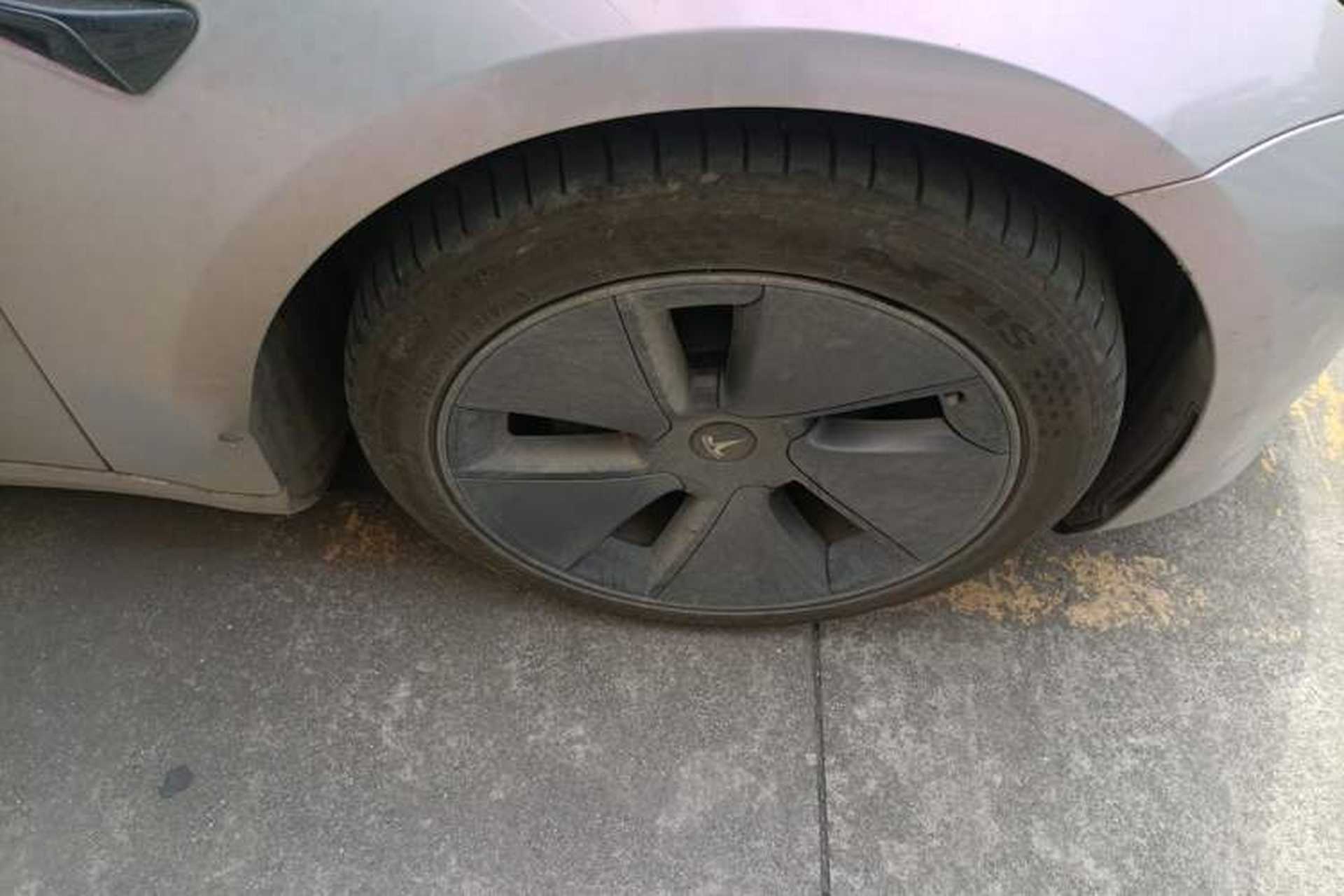 Used Tesla Model 3 2022 Rear-Wheel-Drive Version Right Front Wheel Hub