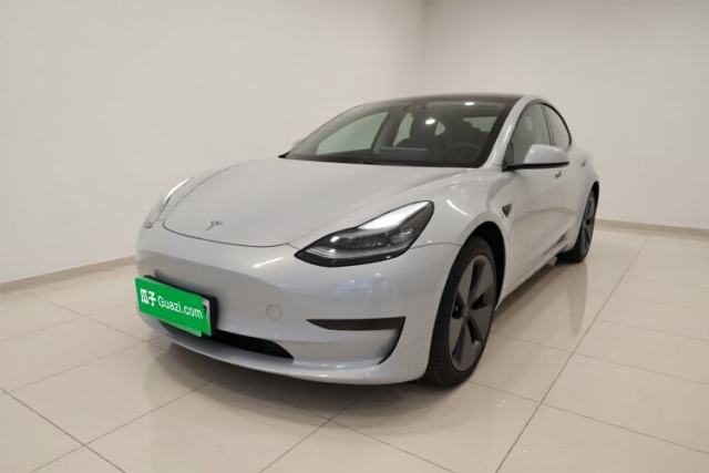 Tesla Model 3 2022 Rear-Wheel-Drive Version مستعملة