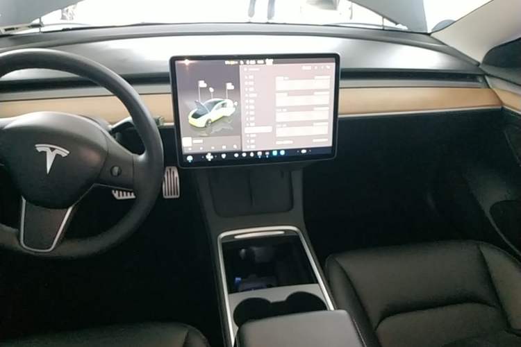 Used Tesla Model 3 2022 Rear-Wheel-Drive Version Audio And AC Panel