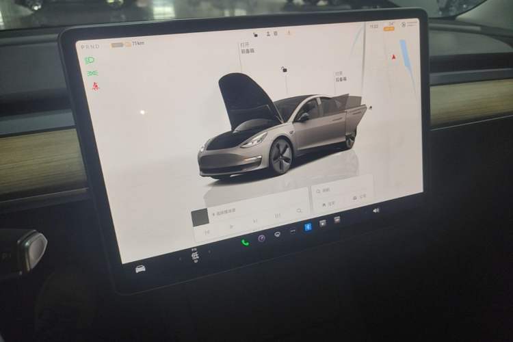 Used Tesla Model 3 2022 Rear-Wheel-Drive Version Audio And AC Panel