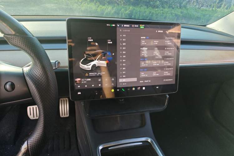 Used Tesla Model 3 2022 Performance High-Performance All-Wheel-Drive Version Audio And AC Panel