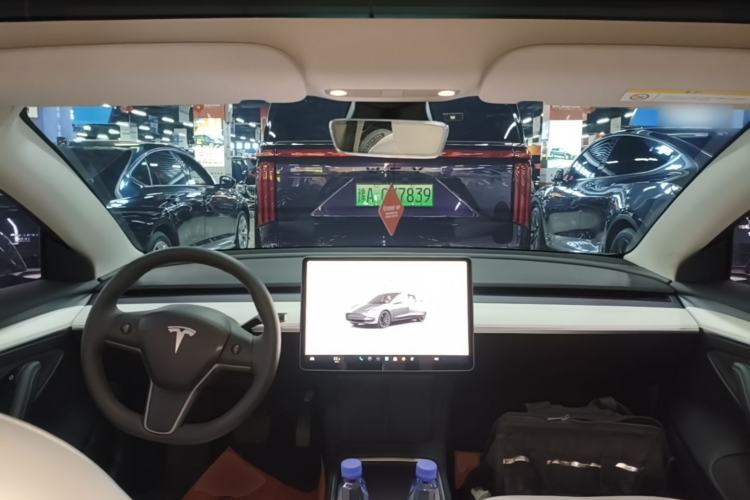 Used Tesla Model 3 2022 Rear-Wheel-Drive Version Center Console