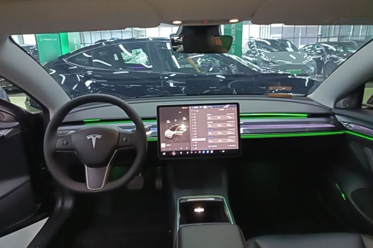 Used Tesla Model 3 2022 Rear-Wheel-Drive Version Center Console