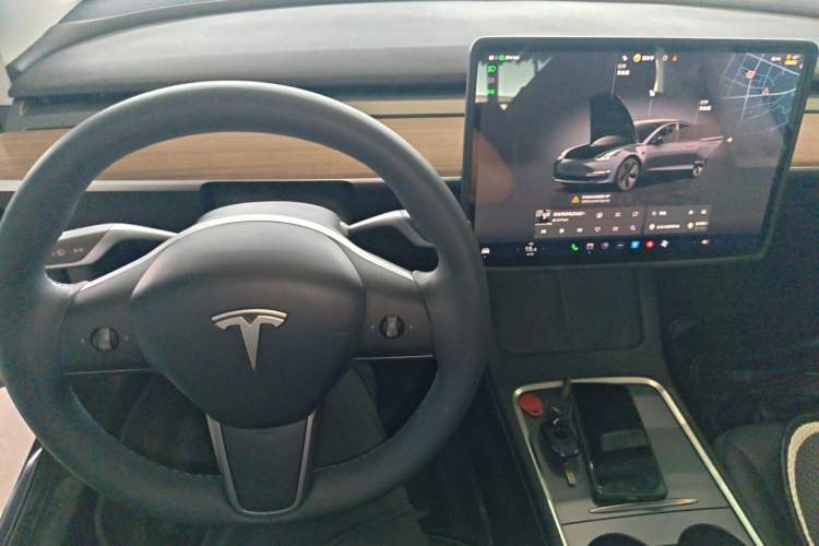 Used Tesla Model 3 2022 Rear-Wheel-Drive Version Center Console