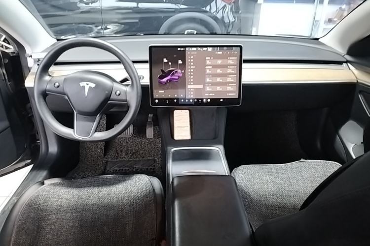 Used Tesla Model 3 2022 Rear-Wheel-Drive Version Center Console