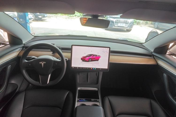 Used Tesla Model 3 2022 Rear-Wheel-Drive Version Center Console