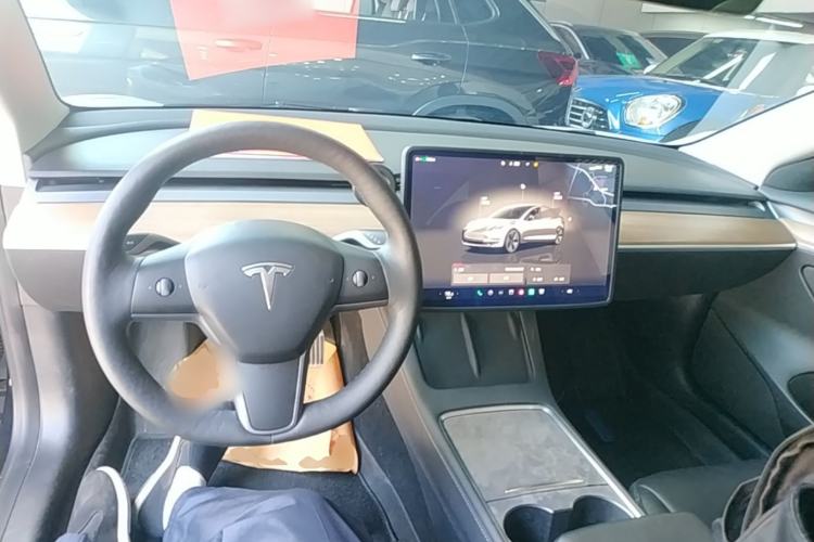 Used Tesla Model 3 2022 Rear-Wheel-Drive Version Center Console