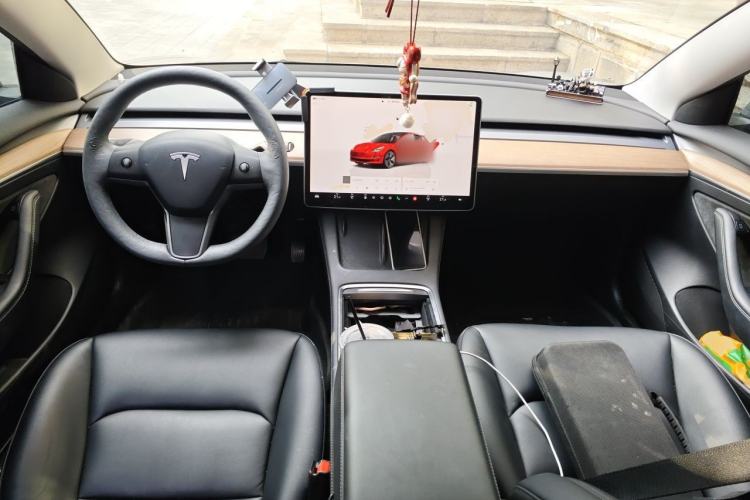 Used Tesla Model 3 2022 Rear-Wheel-Drive Version Center Console