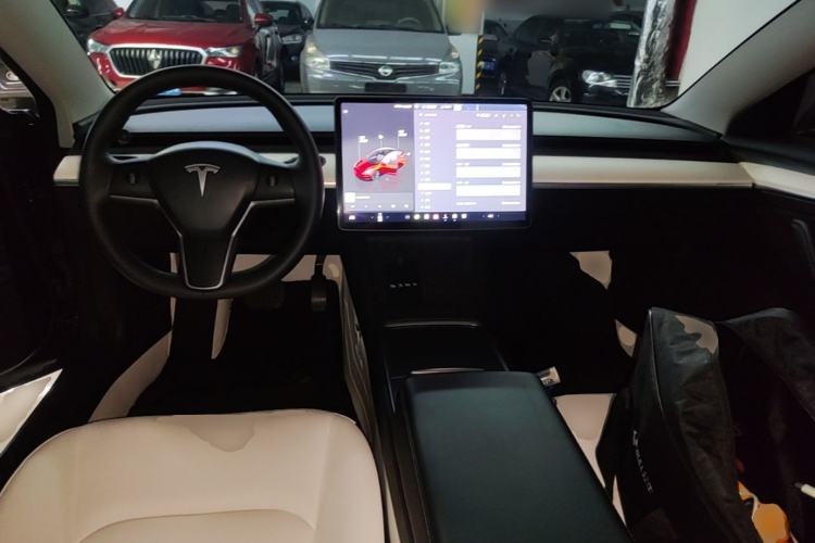 Used Tesla Model 3 2022 Rear-Wheel-Drive Version Center Console