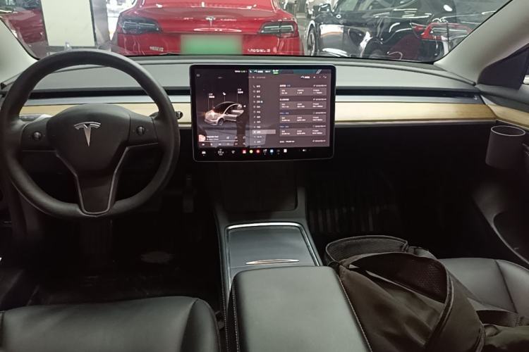 Used Tesla Model 3 2022 Rear-Wheel-Drive Version Center Console