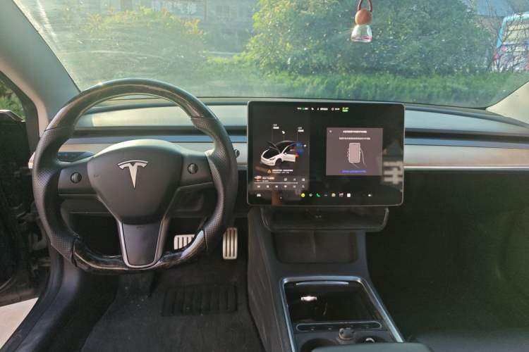Used Tesla Model 3 2022 Performance High-Performance All-Wheel-Drive Version Center Console
