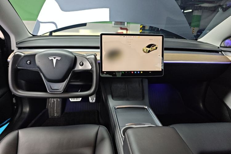 Used Tesla Model 3 2022 Rear-Wheel-Drive Version Center Console