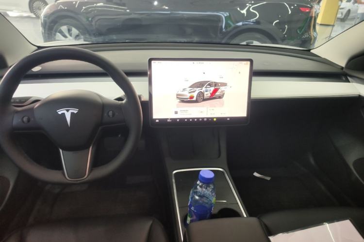 Used Tesla Model 3 2022 Rear-Wheel-Drive Version Center Console