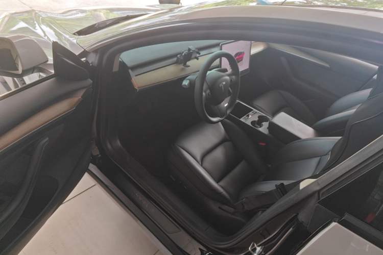 Used Tesla Model 3 2022 Rear-Wheel-Drive Version Driver Seat