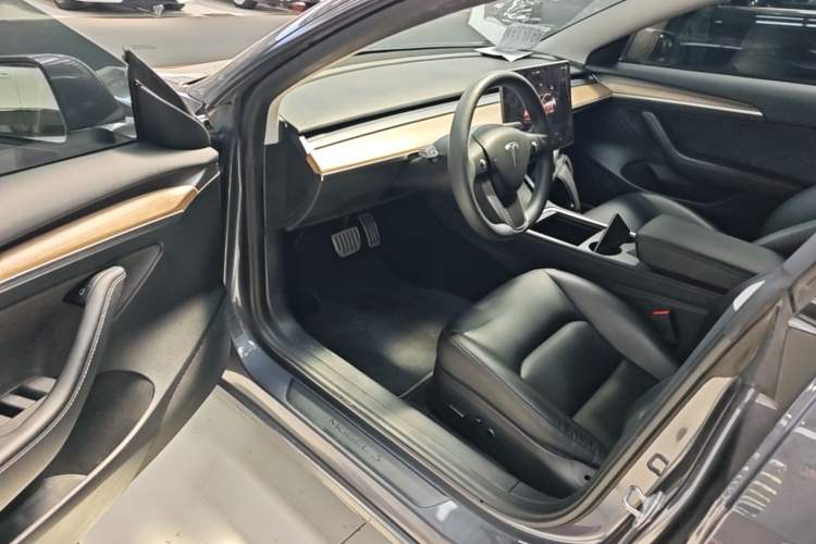 Used Tesla Model 3 2022 Performance High-Performance All-Wheel-Drive Version Driver Seat