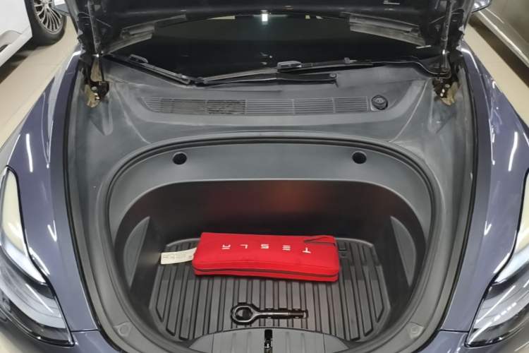 Used Tesla Model 3 2022 Rear-Wheel-Drive Version Engine Bay