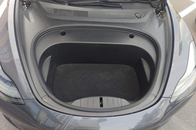 Used Tesla Model 3 2022 Rear-Wheel-Drive Version Engine Bay