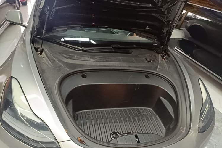 Used Tesla Model 3 2022 Rear-Wheel-Drive Version Engine Bay