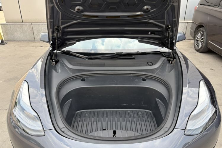 Used Tesla Model 3 2022 Rear-Wheel-Drive Version Engine Bay