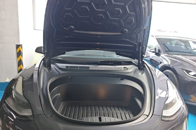 Used Tesla Model 3 2022 Rear-Wheel-Drive Version Engine Bay