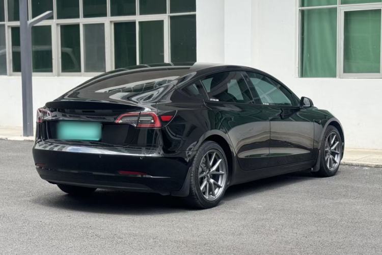 Used Tesla Model 3 2022 Rear-Wheel-Drive Version Exterior 2