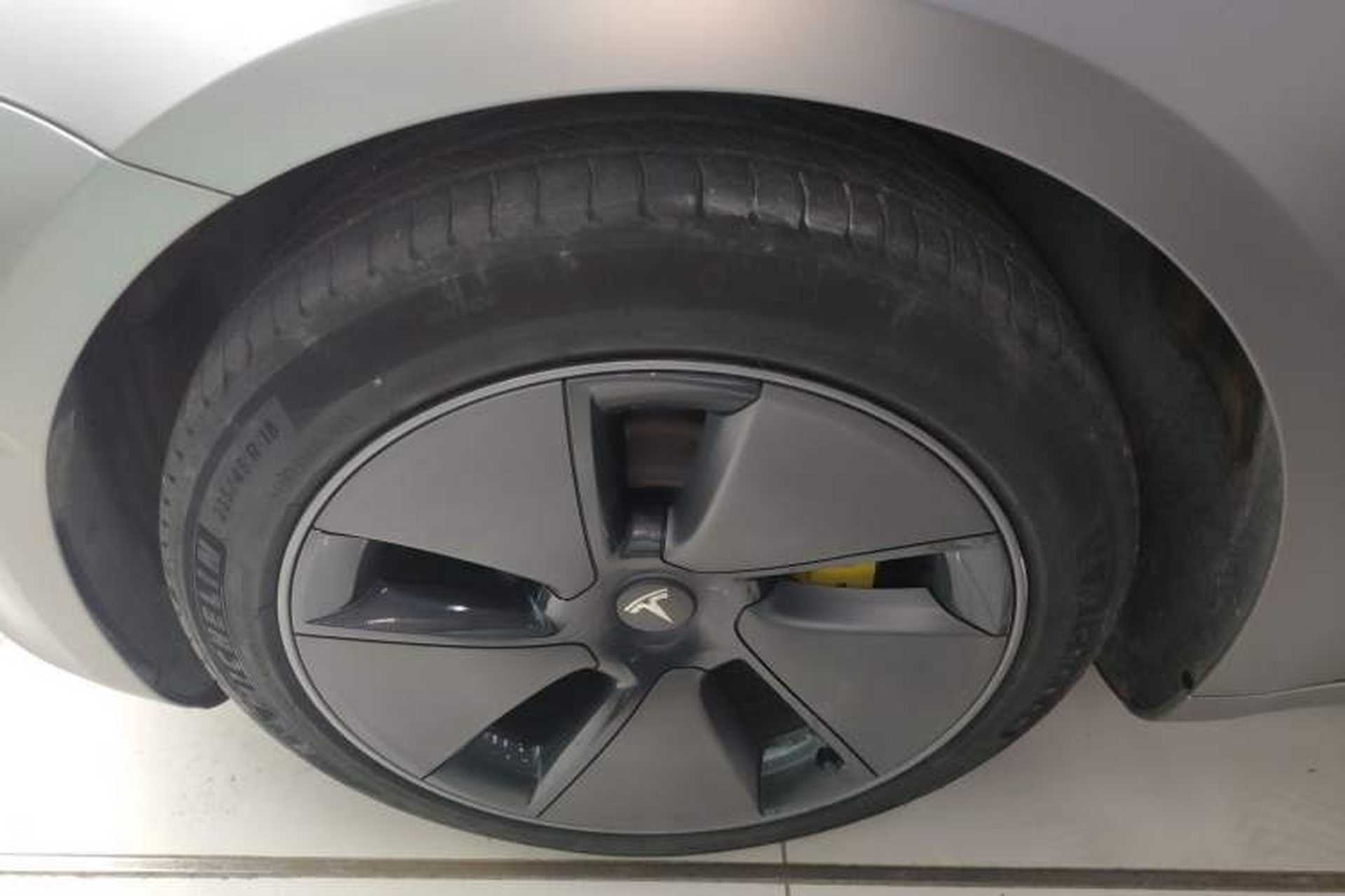 Used Tesla Model 3 2022 Rear-Wheel-Drive Version Exterior 4