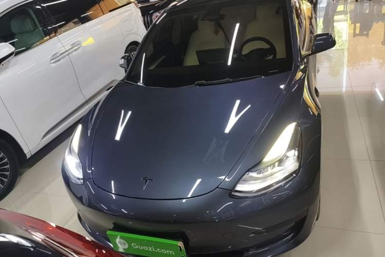 Used Tesla Model 3 2022 Rear-Wheel-Drive Version Front