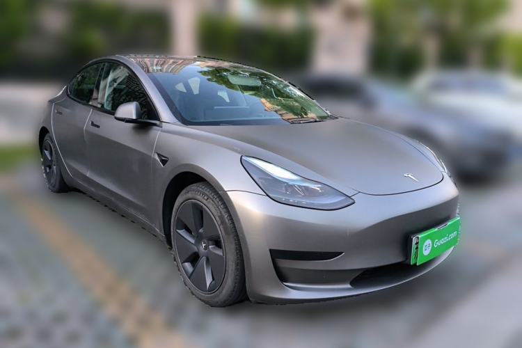 Used Tesla Model 3 2022 Rear-Wheel-Drive Version Front Right 45 Deg