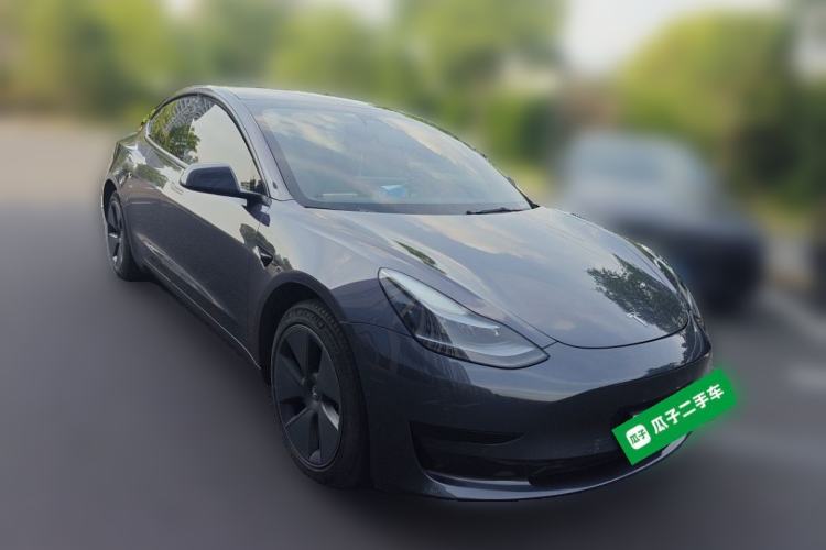 Used Tesla Model 3 2022 Rear-Wheel-Drive Version Front Right 45 Deg